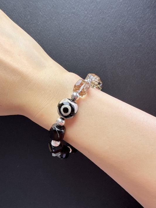 Gradient faceted Smoky quartz with Agate 3-Eyed dZI bead bracelet